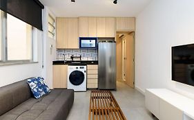Omar do Rio - JN 205 Moderno Qto&Sala, 200mbps Internet Fibra Ótica, Alexa Echo Dot, Smart TV a 100 metros da Praia de Ipanema, 450 metros da Praia de Copacabana, próximo ao Metrô General Osório